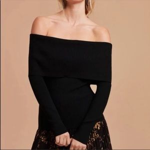 Aritzia Wilfred Black Croquis Off the Shoulder Sweater XS